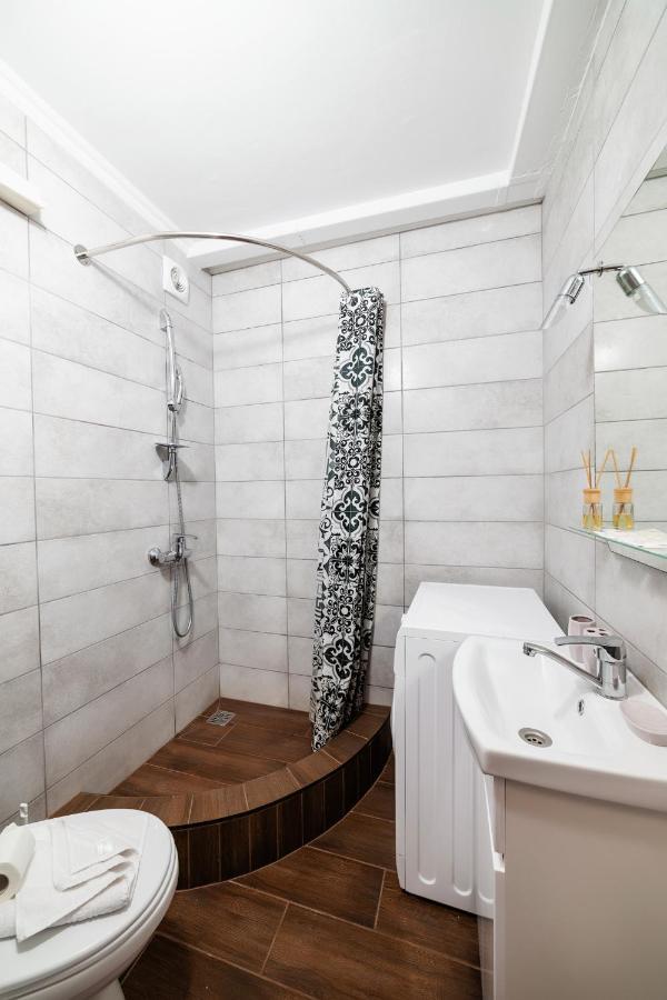 2 Найкраще Розташування В Місті Нова Квартира В Центрі Oujhorod Extérieur photo